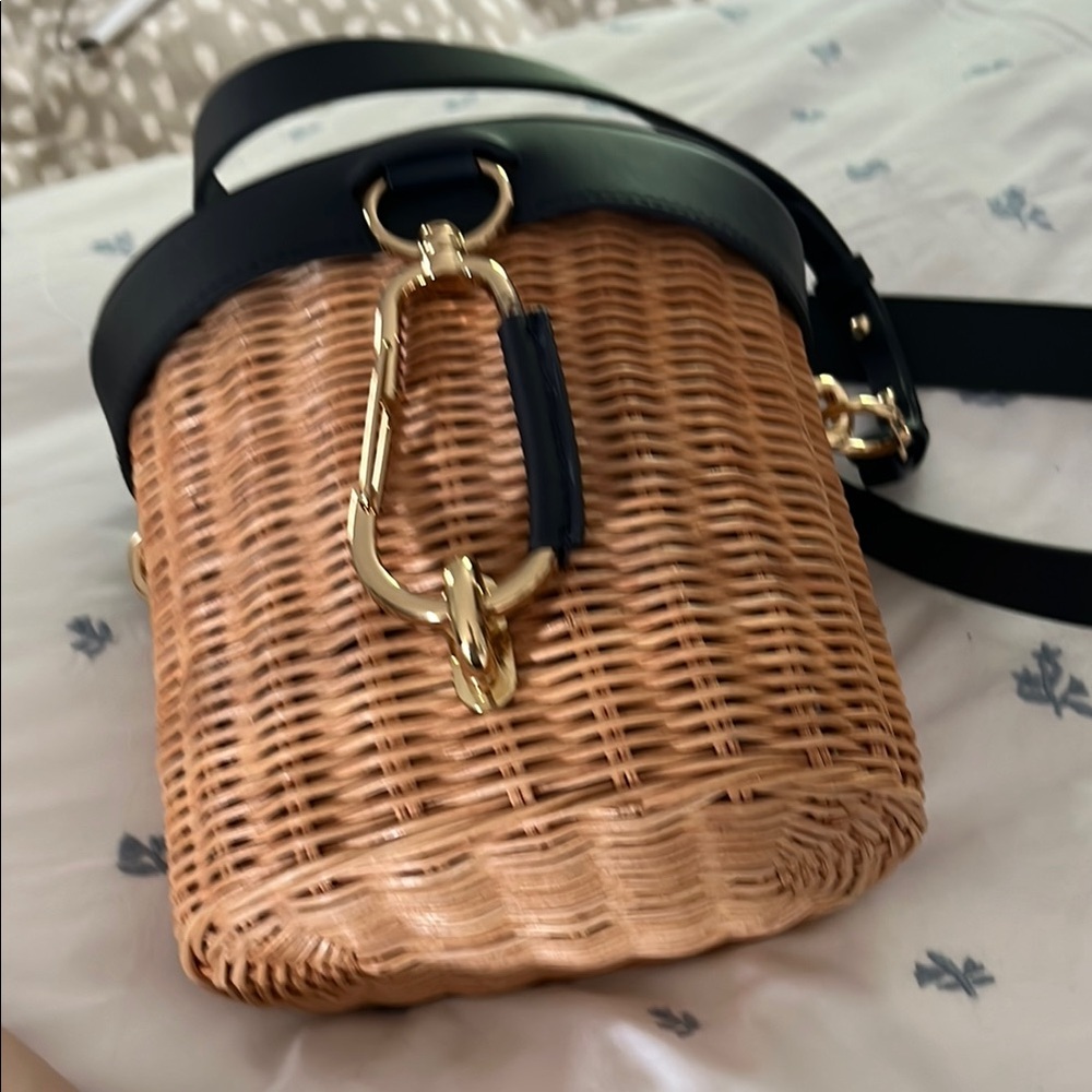 Elegant Tan and Black Woven Bag
